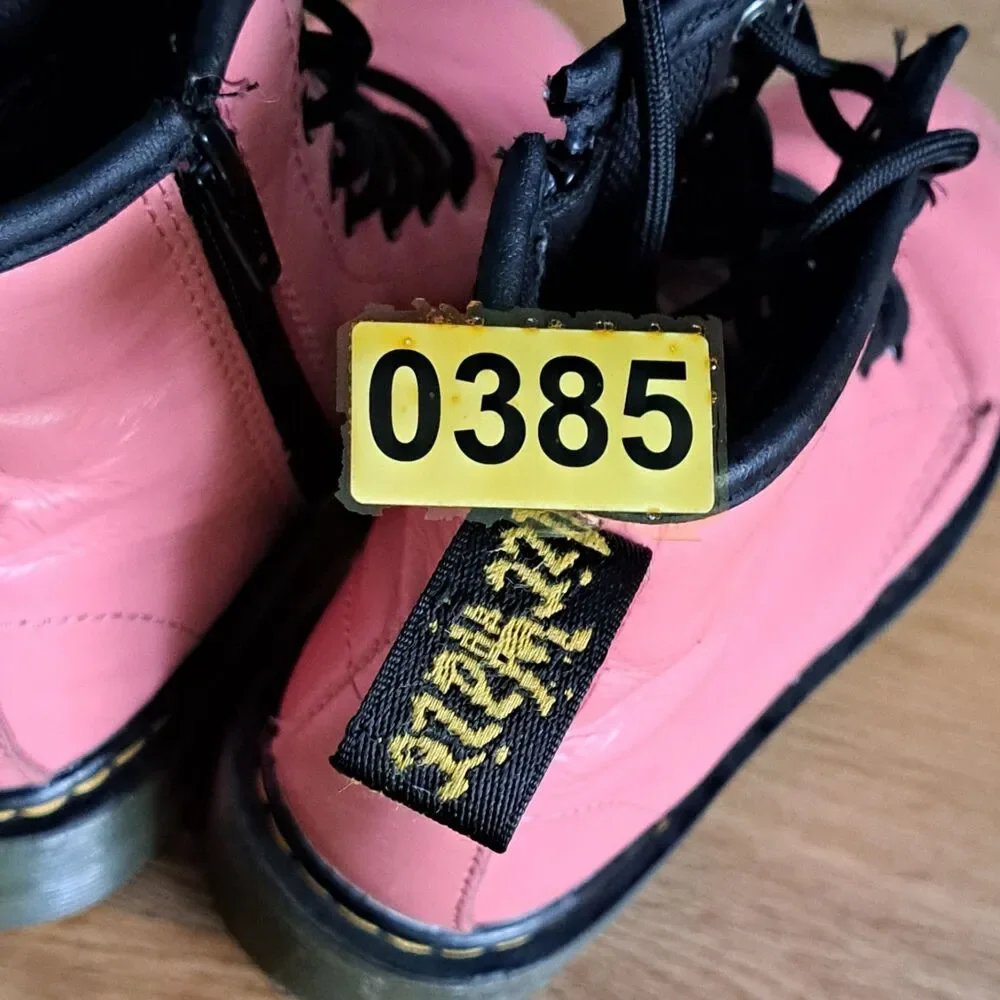 DR DOC MARTENS Girls Pink Boots Shoe 1460 J Soft Leather Youth Sz 1 US